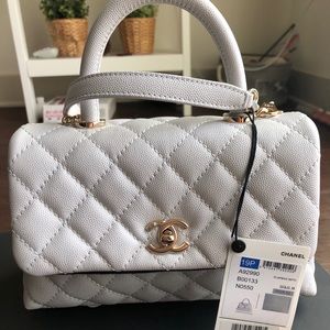 🌼 For Sale: 19P Gray Coco Handle Mini 🌼